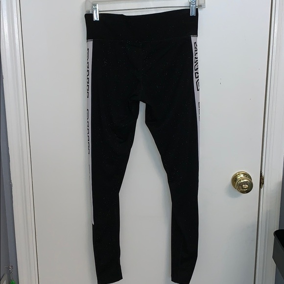 Victoria secret PINK ultimate leggings - Picture 4 of 4